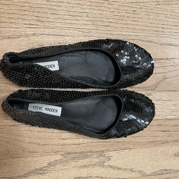 Steve Madden Sequin Ballet Flats - Picture 4 of 7